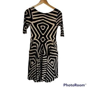 Bel Kazan xs black and‎ white a-line dress